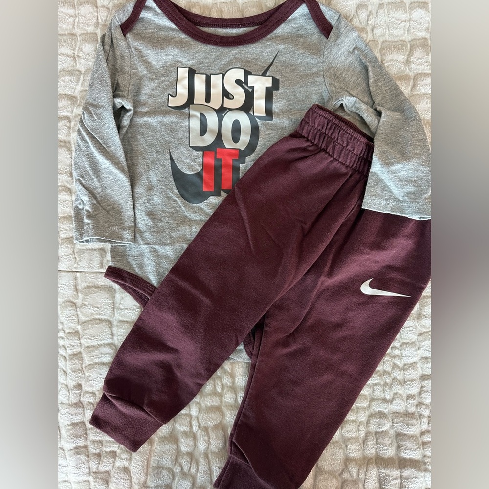 Nike Two Piece Sweatsuit